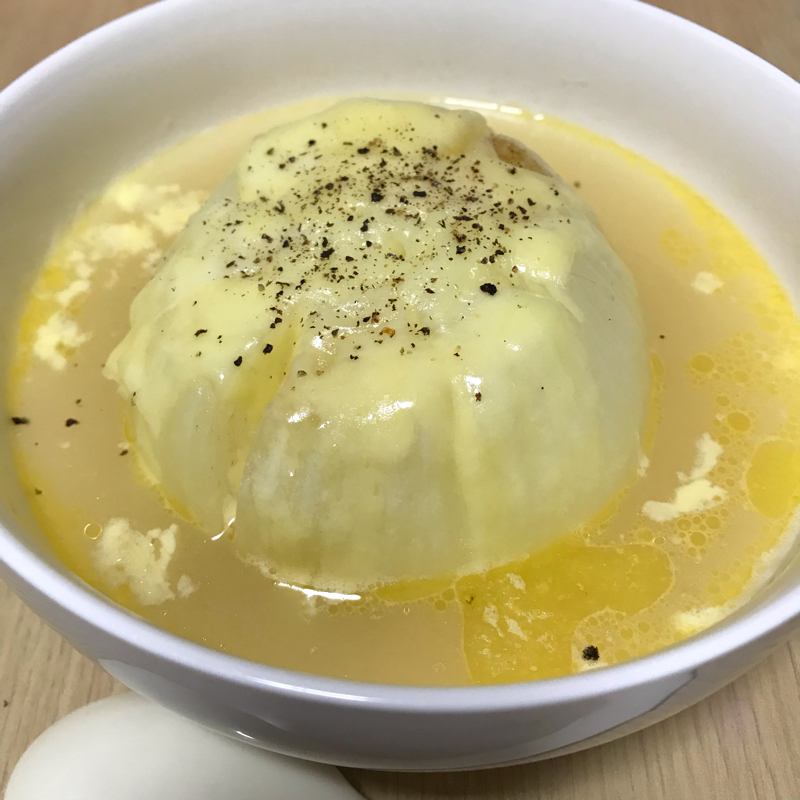 料理してるだけ