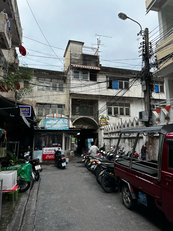 #240064 便利の代償