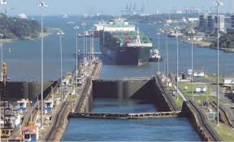 パナマ航行！