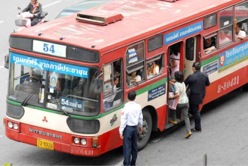 タイのバス事情！