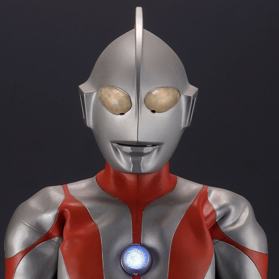 ウルトラマン