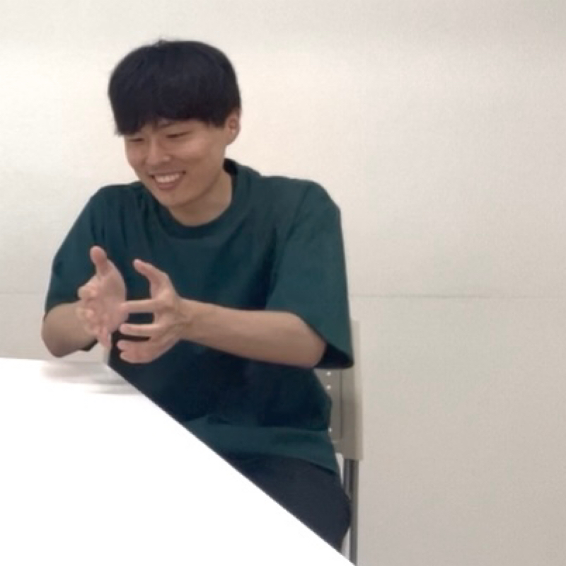 #739 イヤホン