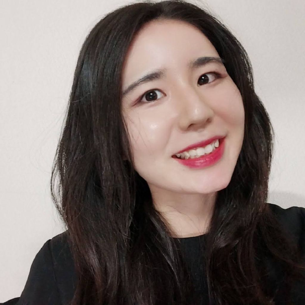 根尾みなみ