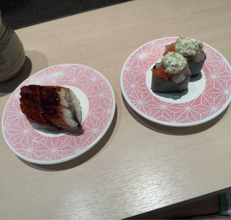前川さんと小山さんと水田さんの好きな食べ物は？
