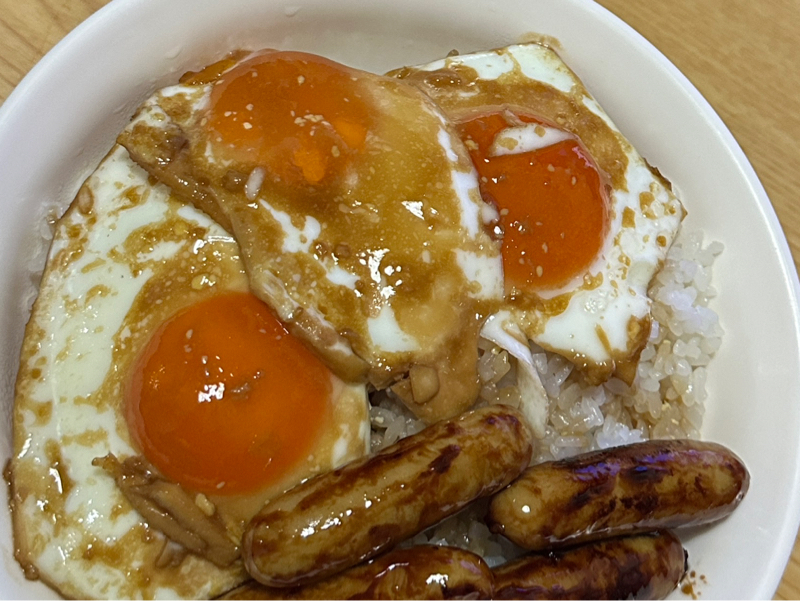 ソーセージの正しい食べ方