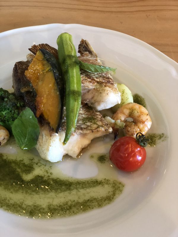 #8 質問:お料理はしますか？ 答:得意料理は名もなき料理。