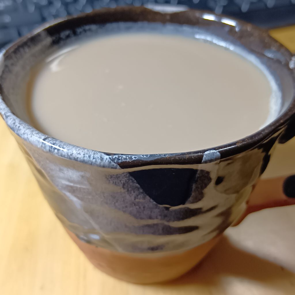 深夜🌃コーヒー☕ロブスタ-オ-レ(๑•̀ㅂ•́)و✧