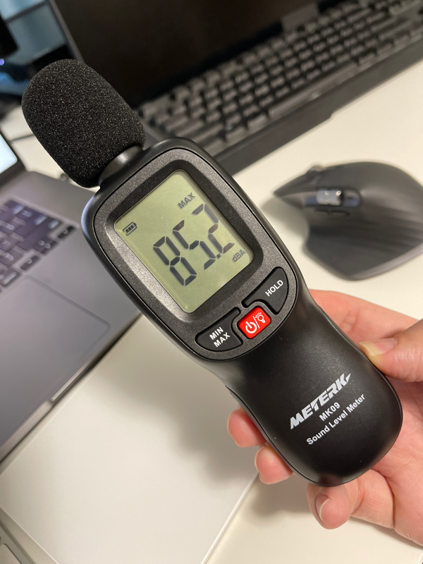 気兼ねなくしゃべりまくるために騒音測定器を買いました