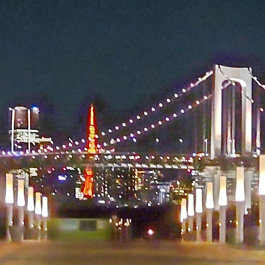 エリザベス8世と粗品さんの寸評